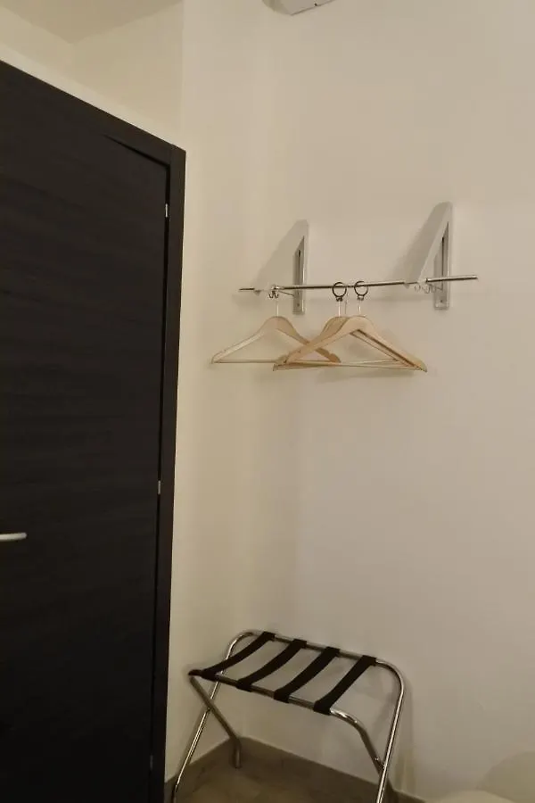 فندق مبيت وإفطار نابولي Bhome Fashion Suite