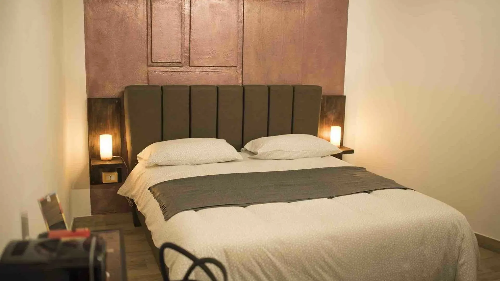 Bhome Fashion Suite Naples 0*,