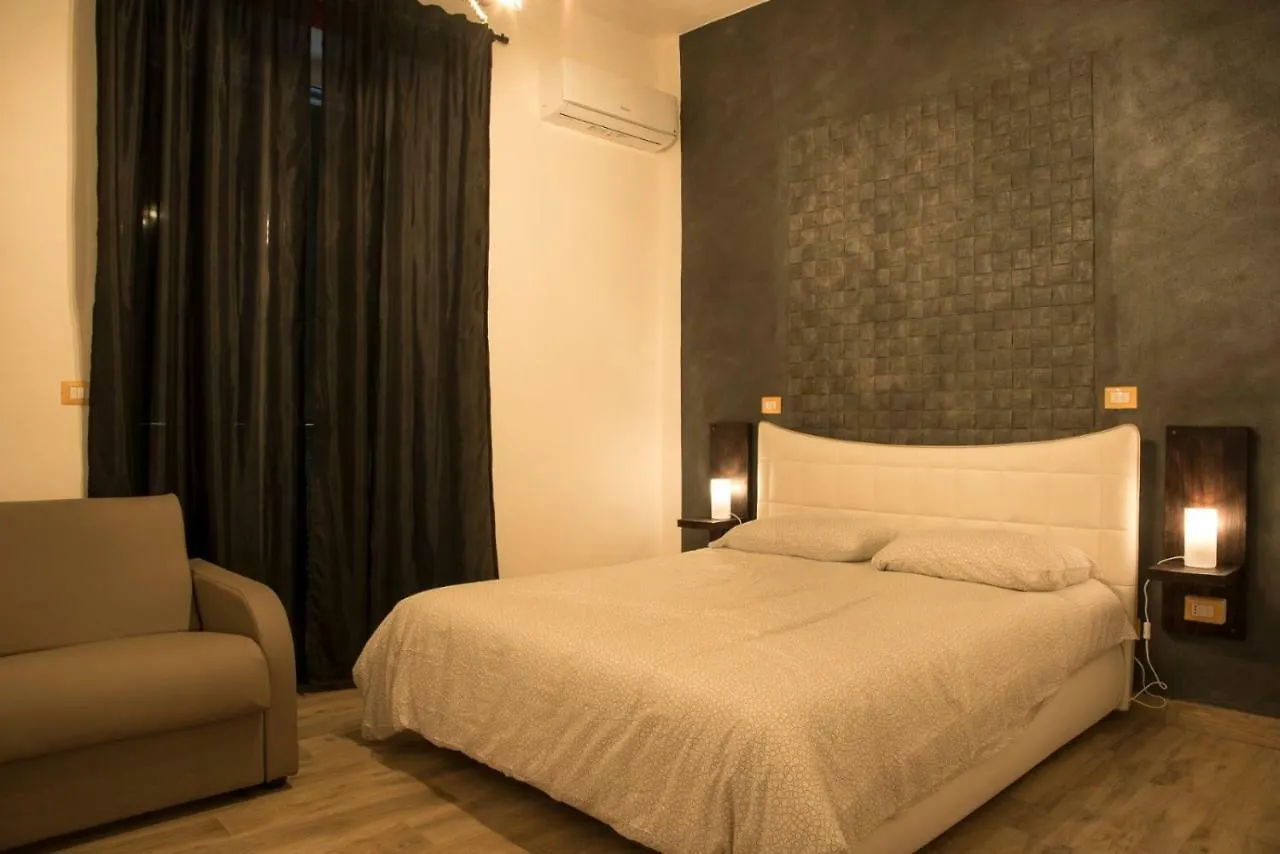 Bhome Fashion Suite Naples