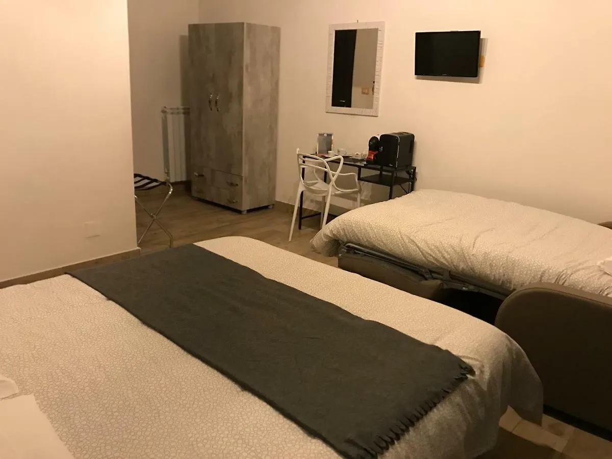 Bhome Fashion Suite Naples Bed & Breakfast