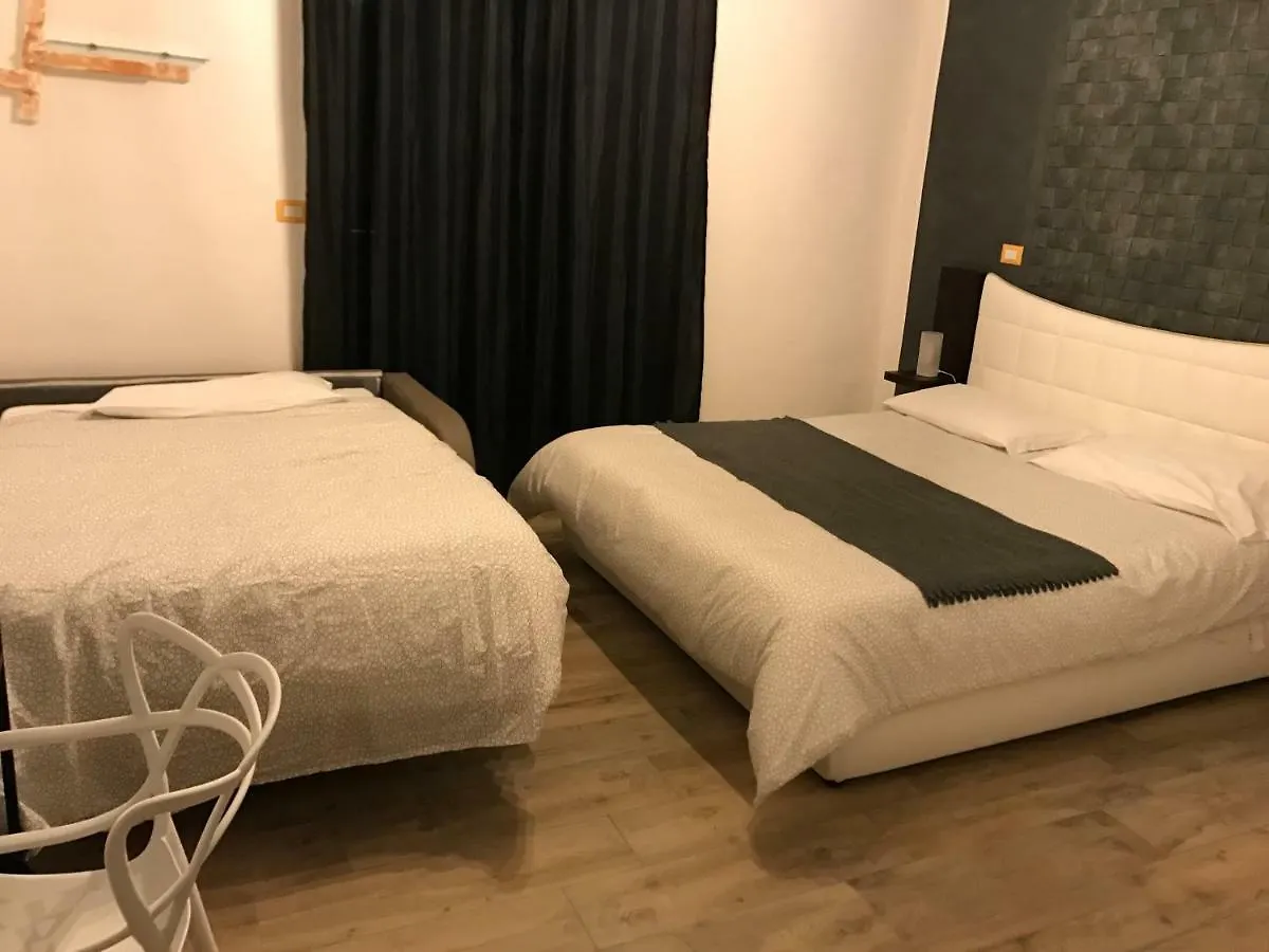 Bhome Fashion Suite Naples